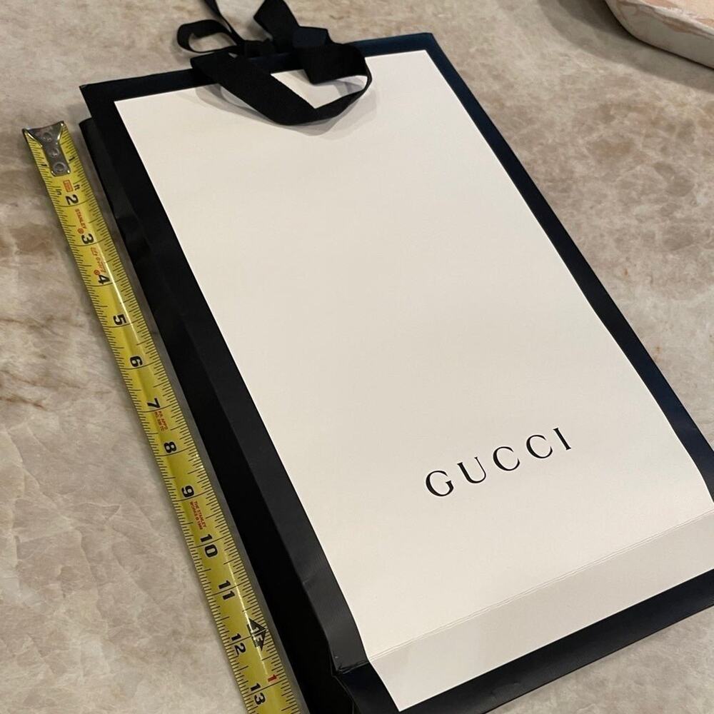 Gucci shopping gift bag